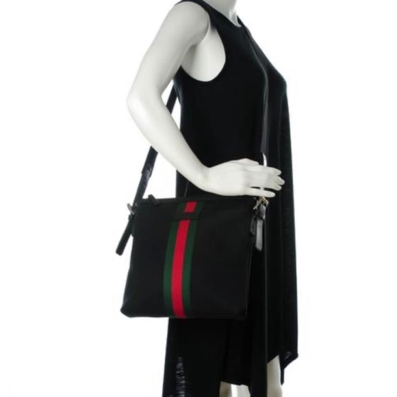 Gucci Medium Unisex’s messenger shoulder bag - Picture 3 of 14